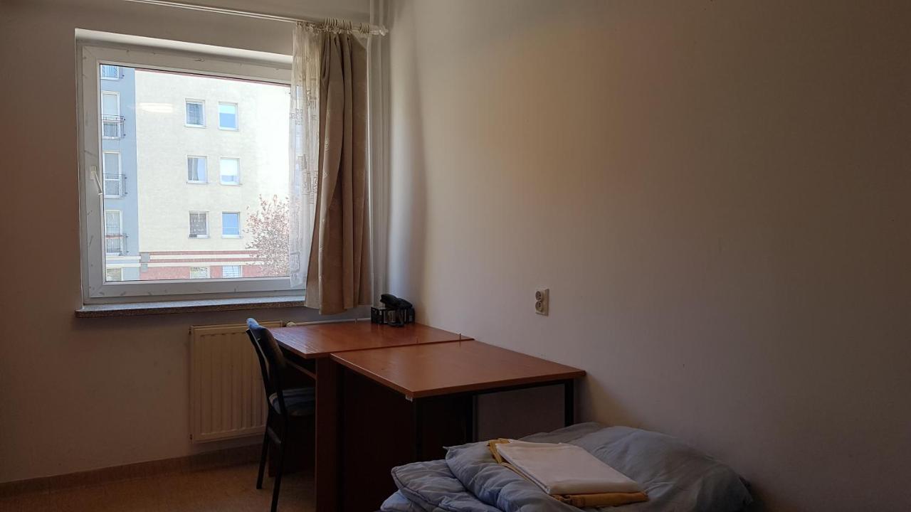 Dom Studencki Nr 11 Gdansk Brzezno Exterior photo